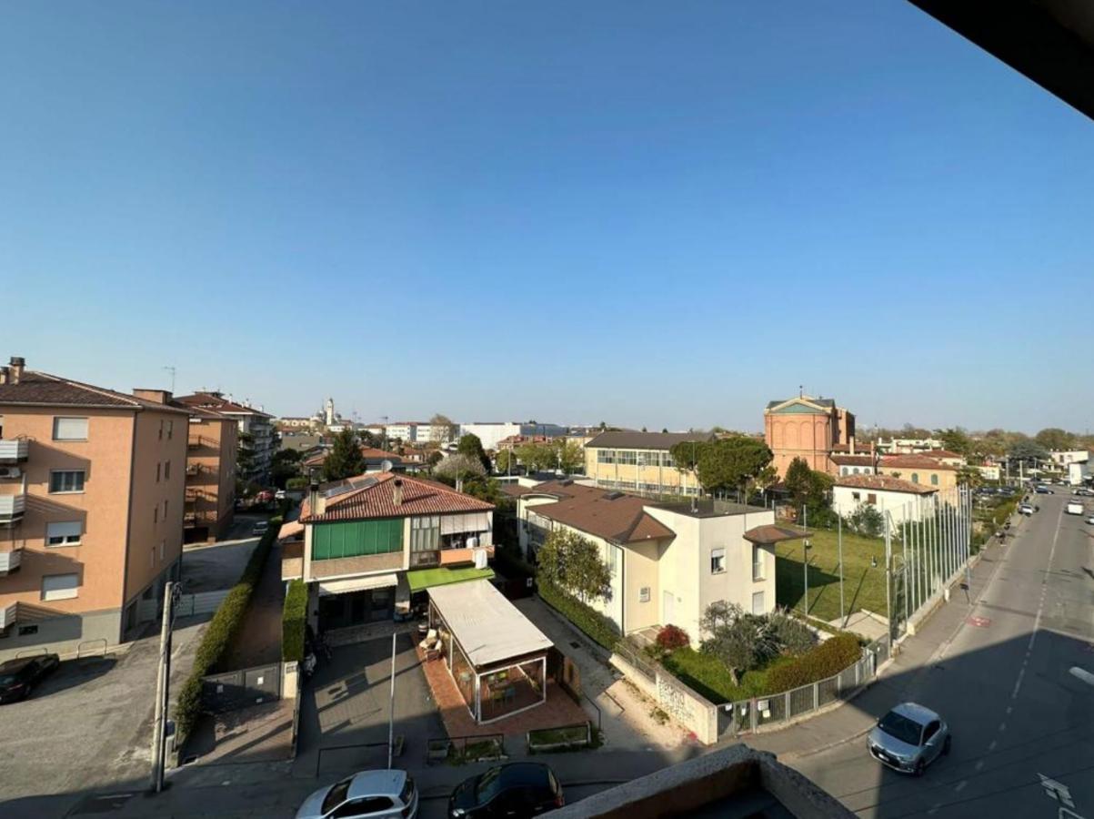 Bright Mini Blue Padova Balcony Apartment Exterior photo